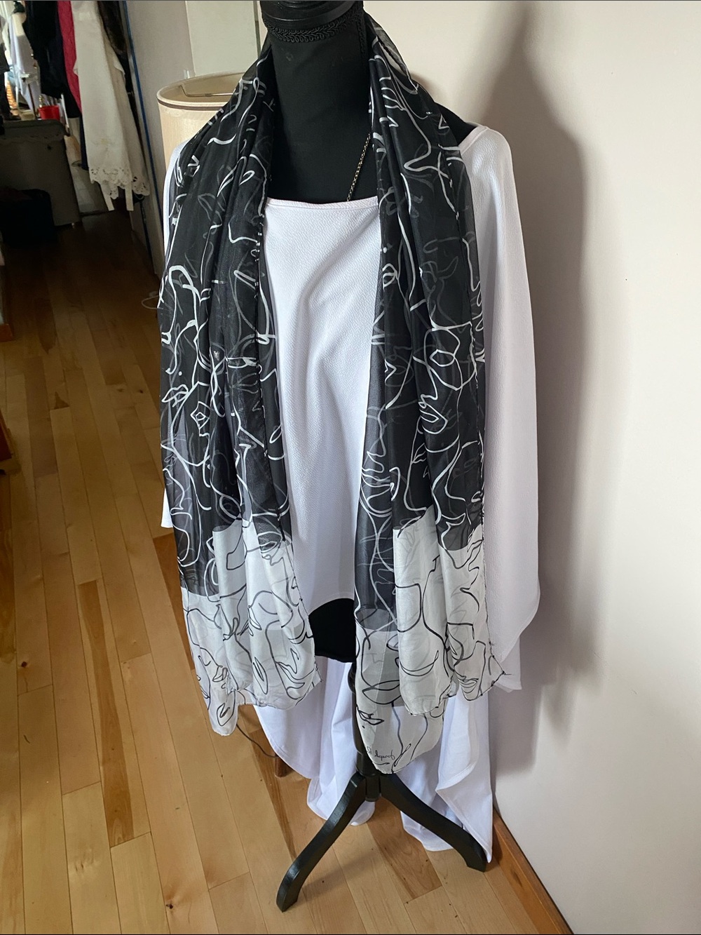 Lightweight Black and White Floral Scarf - Women Accessories